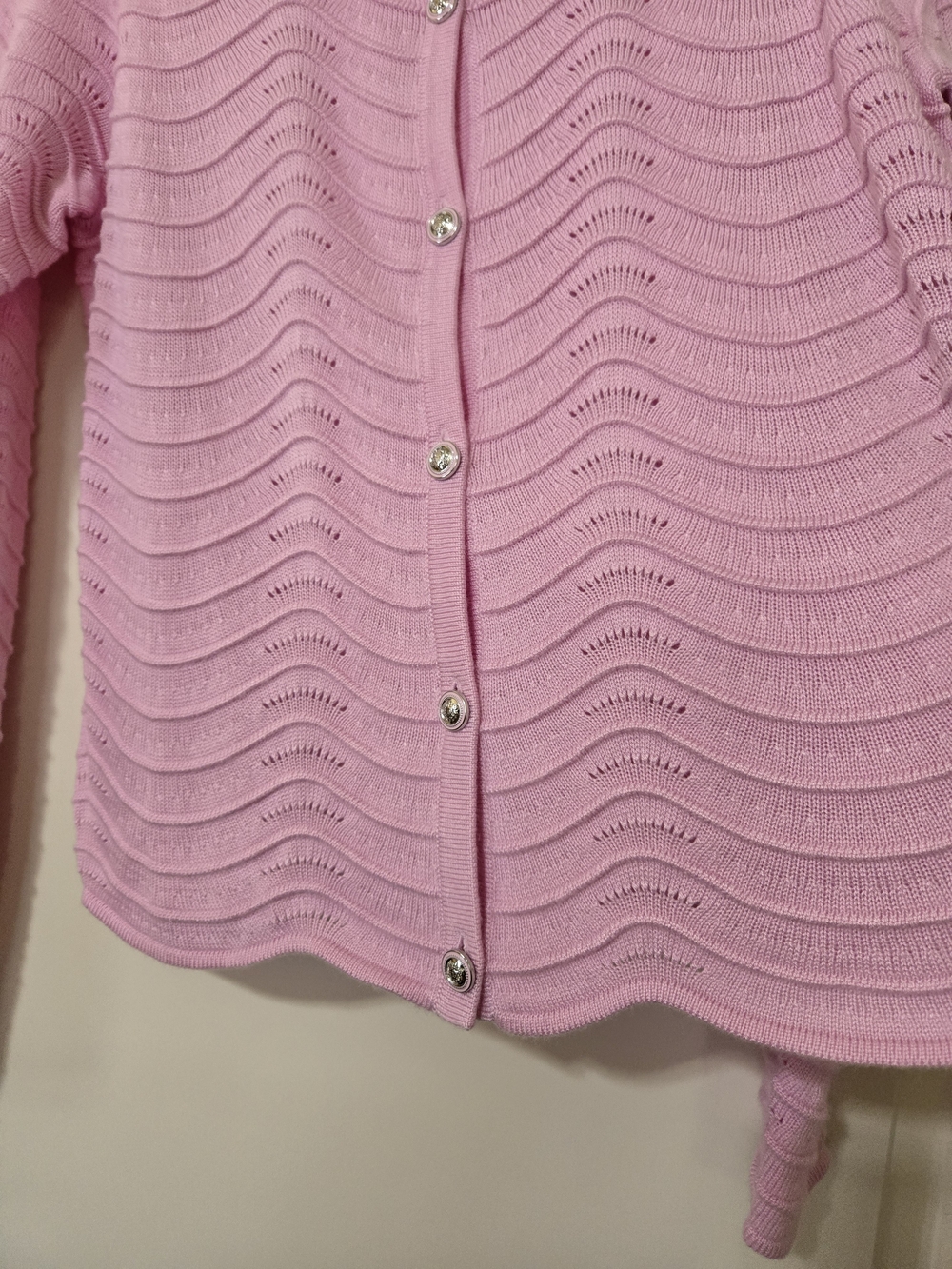 Joan Rivers Pink Wave-Pattern Button Very Soft Classy Cardigan - Picture 4 of 11